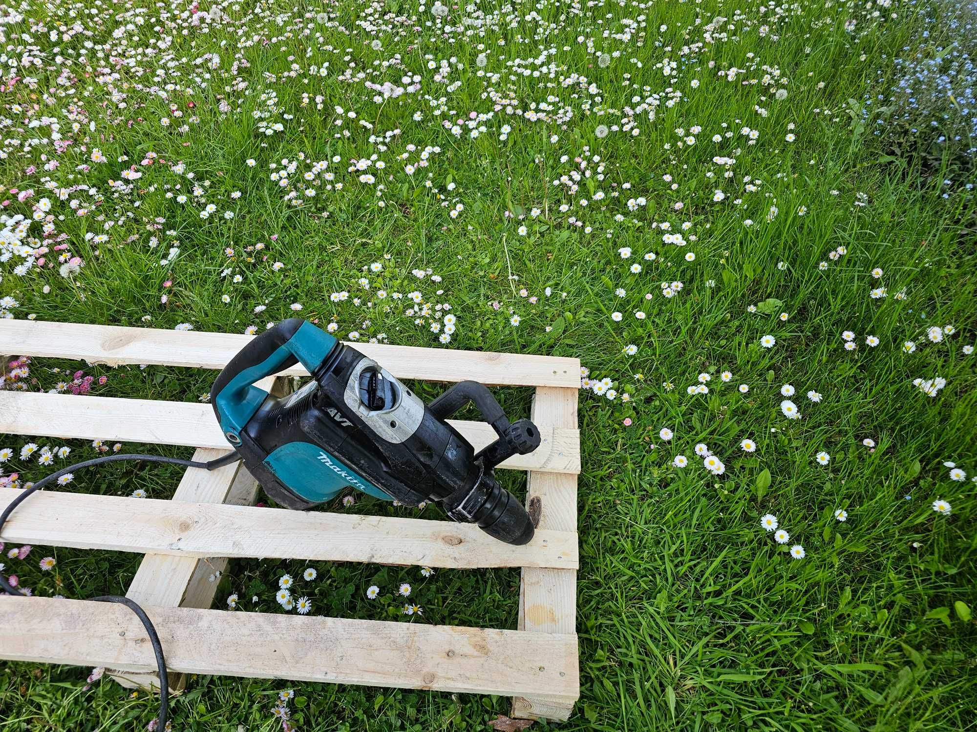 MAKITA HR4511C młot udarowo obrotowy SDS MAX
