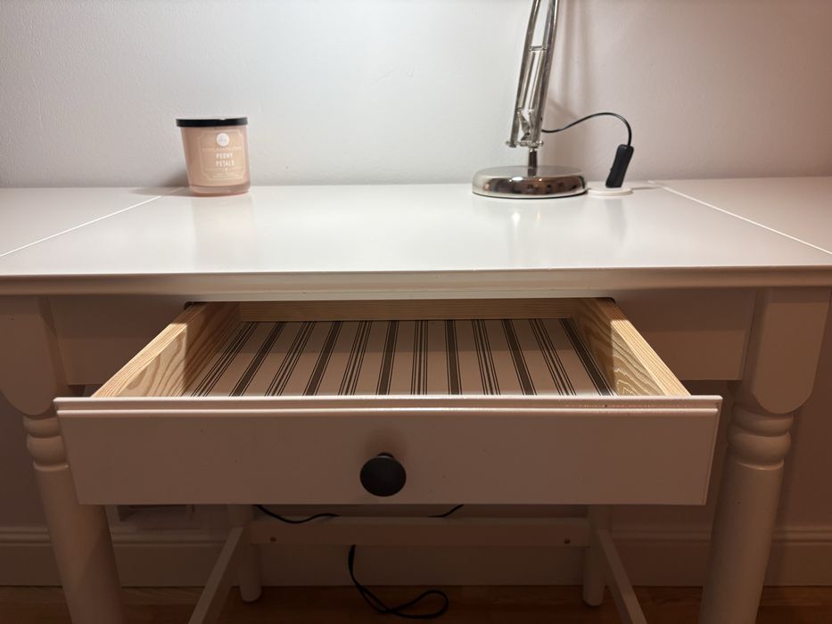 Biurko rozkladane z szufladą Ikea