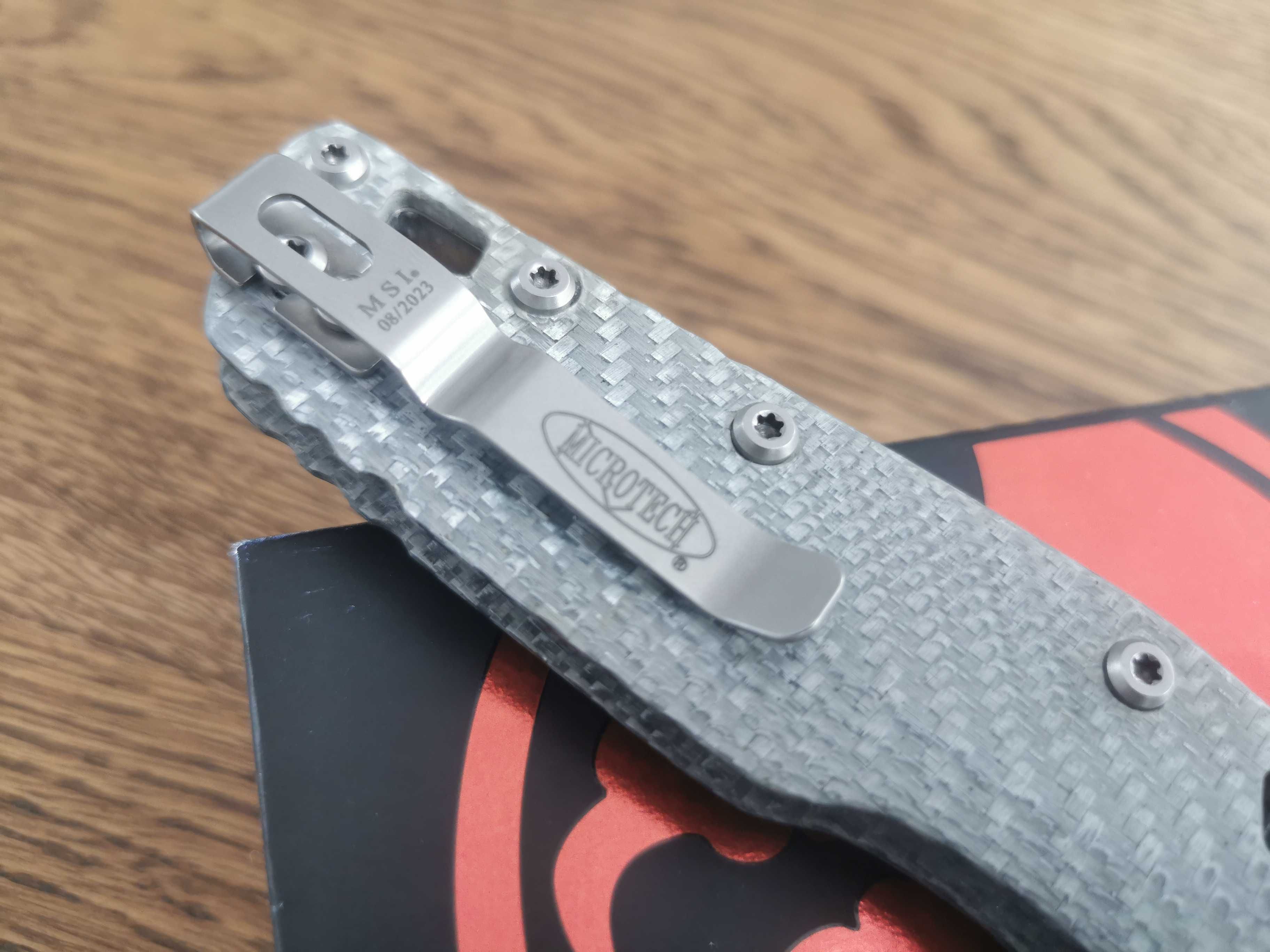 Nóż Microtech MSI z customowymi okladkami Silver twill