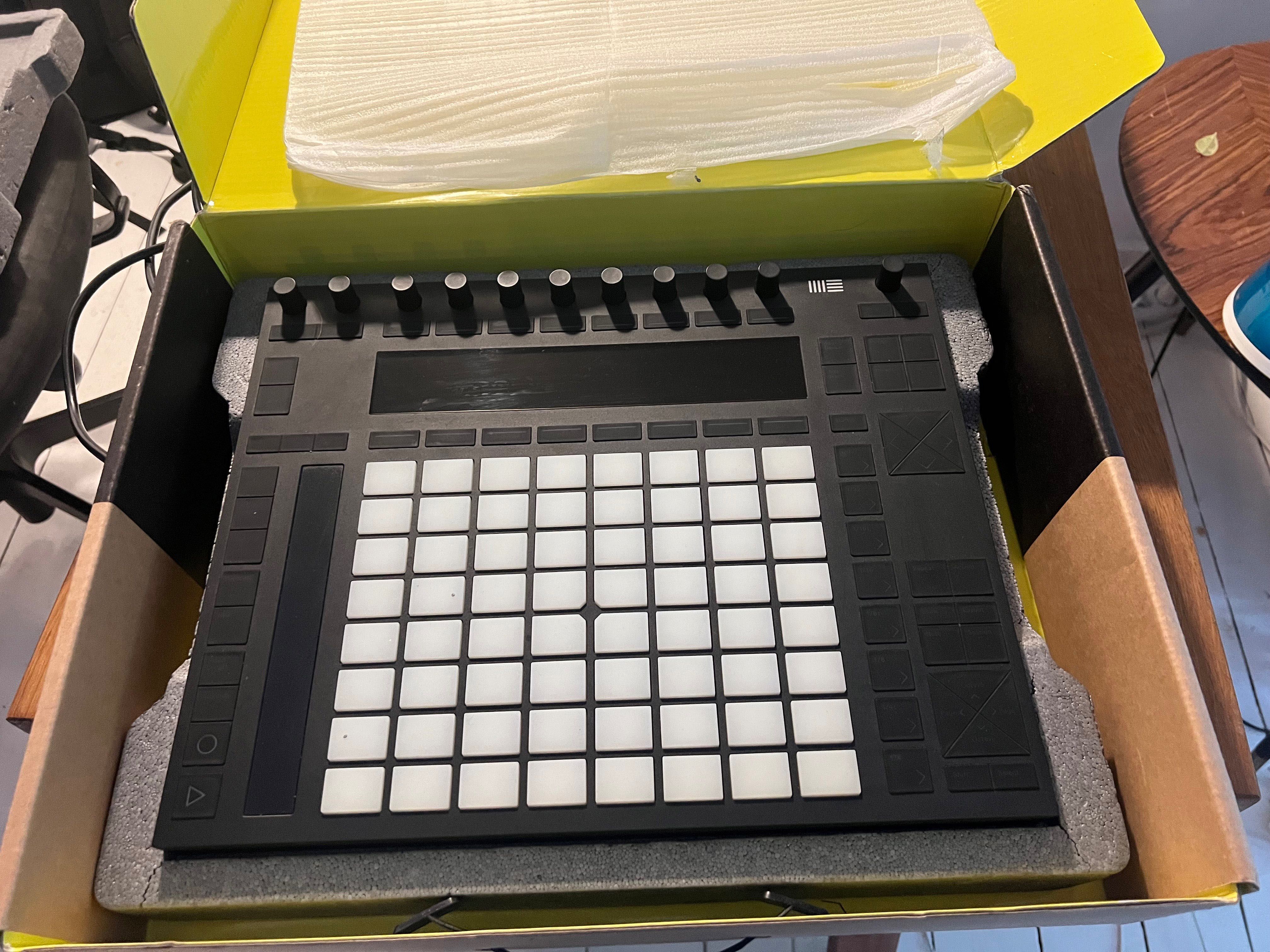 Ableton push + program LIVE 10 Suite
