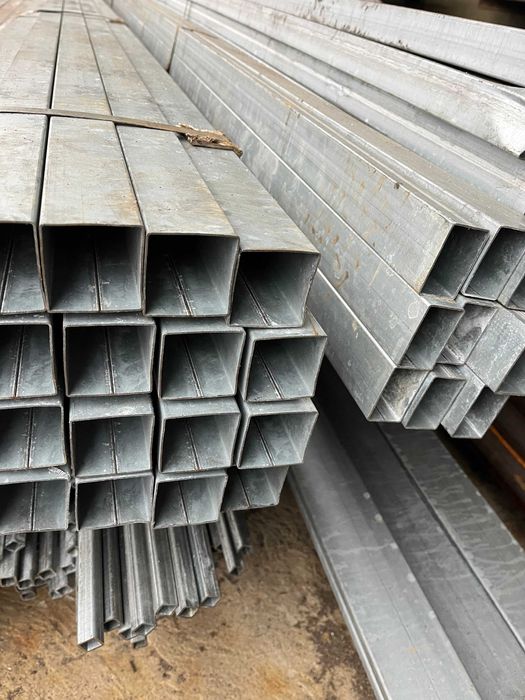 Słupki ogrodzeniowe do siatki leśnej  50x50x1.25 Dł/2metry!