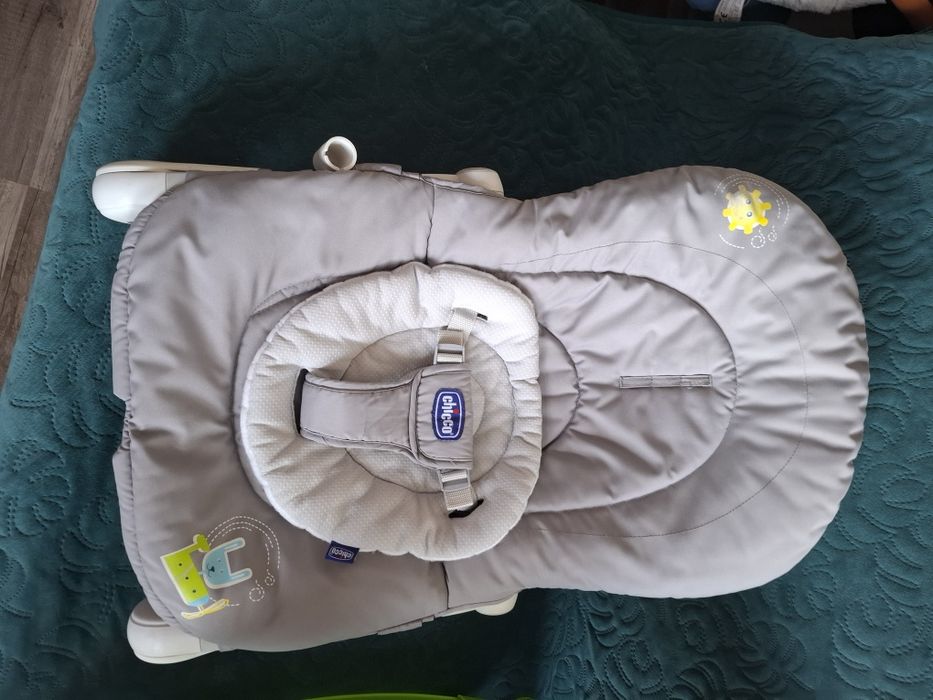 Leżaczek bujaczek firmy Chicco