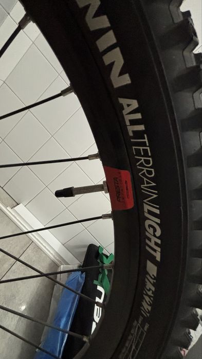 Bicicleta eletrica como nova