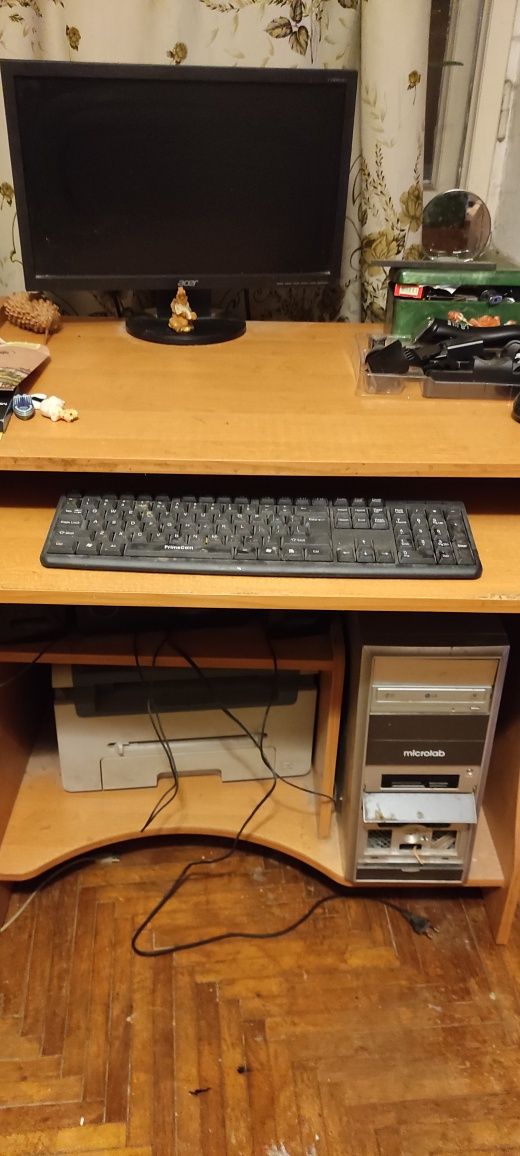 Комп'ютер microlab