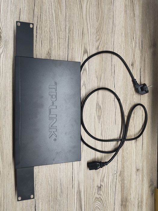 TP-LINK TL-SG1016DE switch 16 portów Gigabit