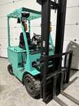 Empilhador eletrico 1500kg