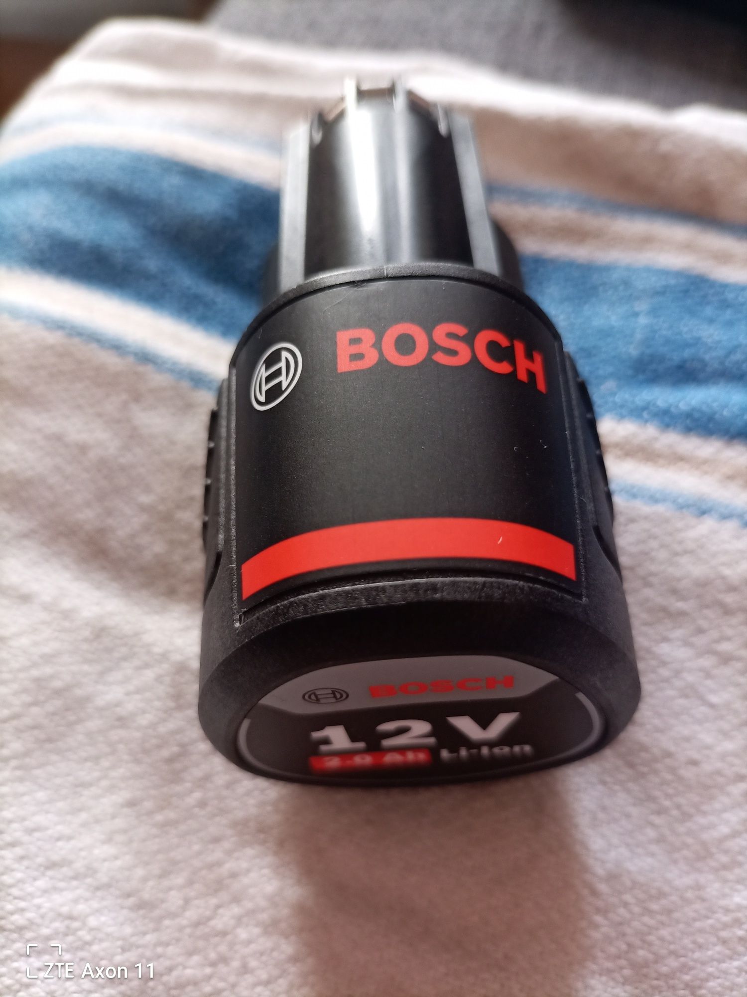 Bosch GBA 12V 2Ah.