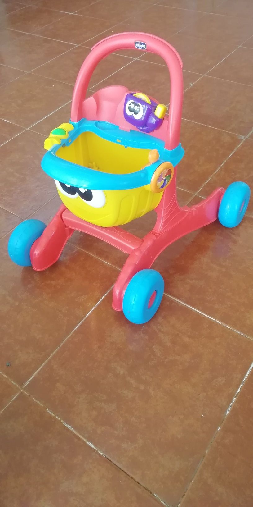 Andador Chicco carrinho de compras