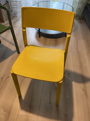 Krzesło żółte ikea
