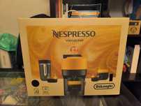 Maquina Nespresso Vertou Pop em Preto