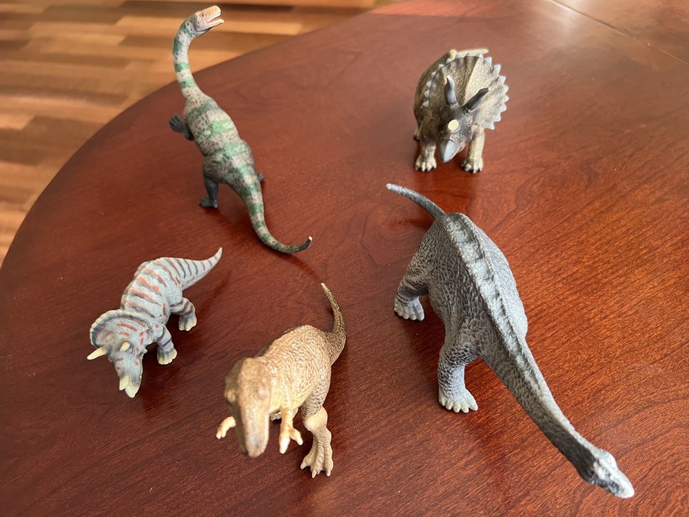 Zestaw Dinozaury „ Schleich”