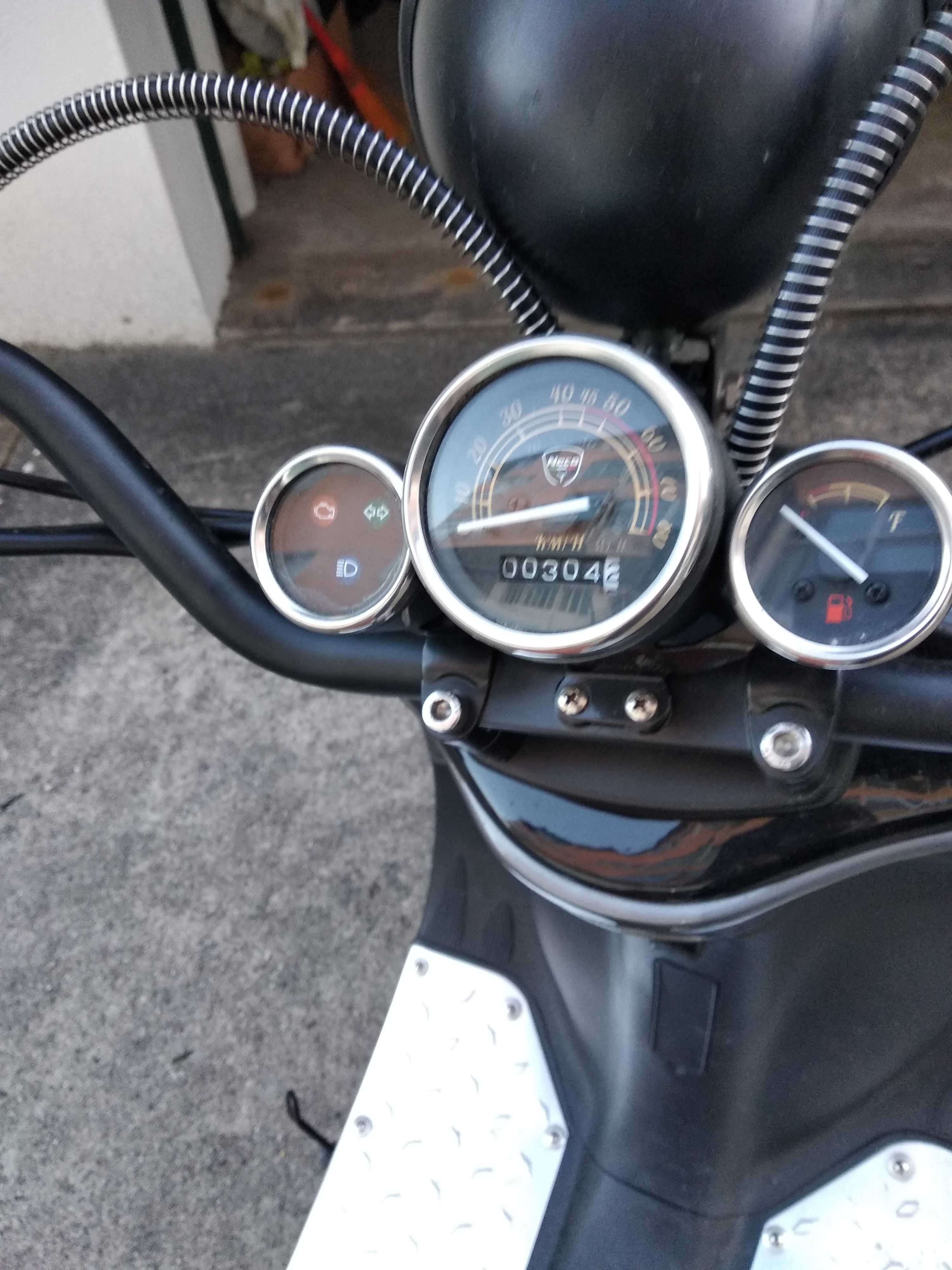 Scooter Neco      1500€