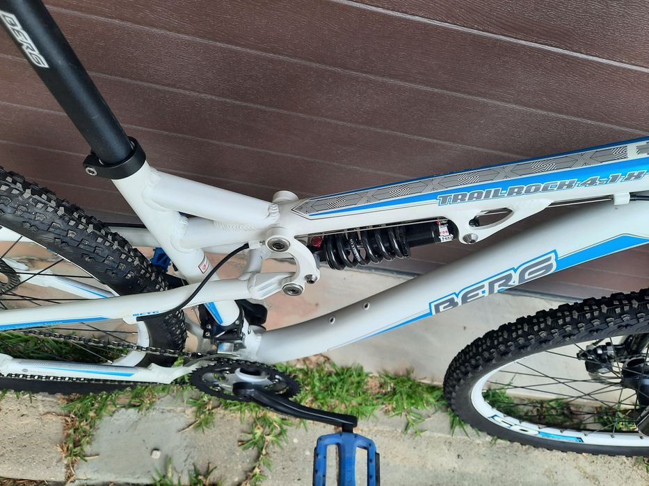 Bicicleta alumínio susp total