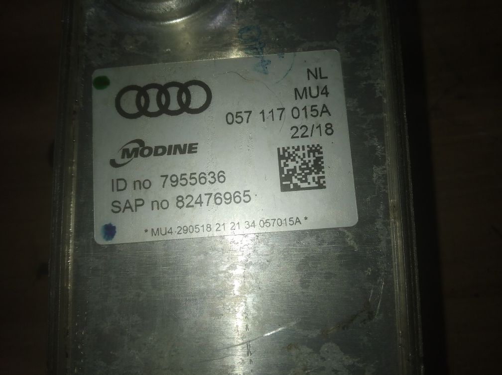 Audi Q7 SQ7. TDI Chlodnica  Chlodniczka oleju