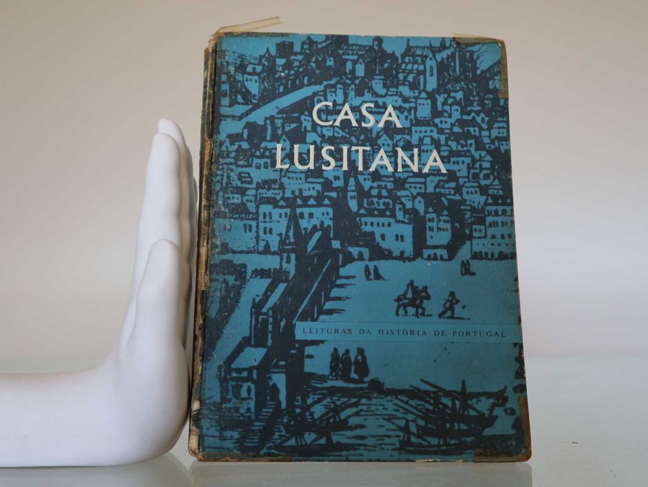Casa lusitana: leituras da história de Portugal