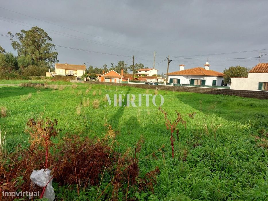 Terreno de Construção com 1.575m2