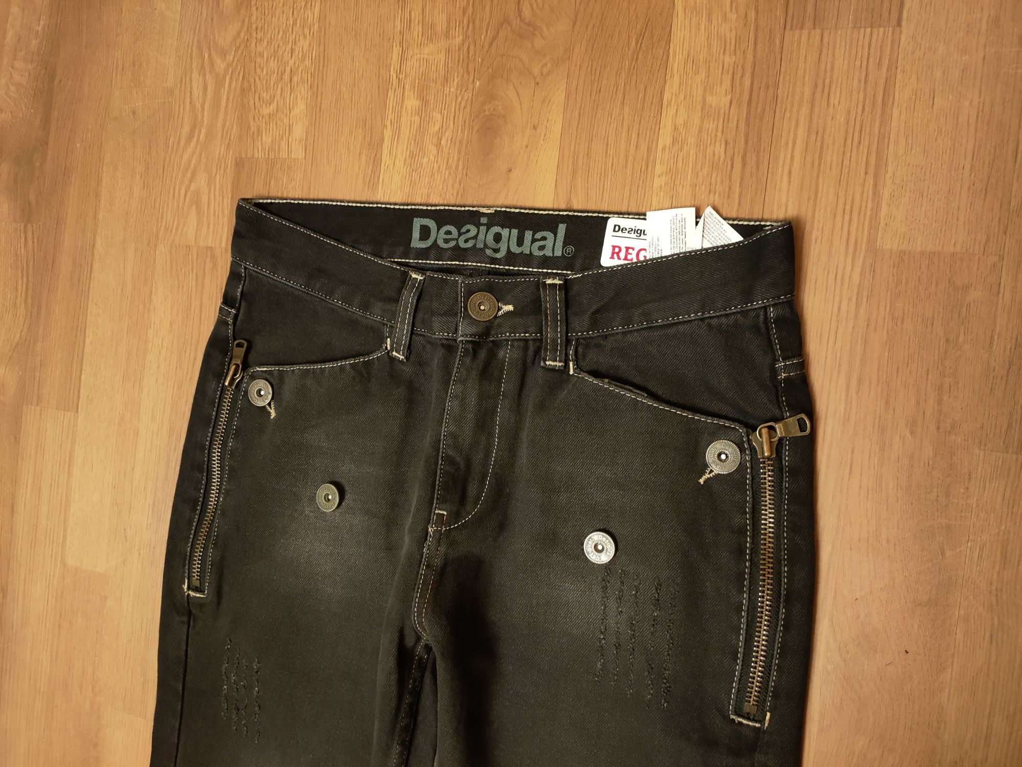 Spodnie męskie jeansy Desigual Regular r. 28