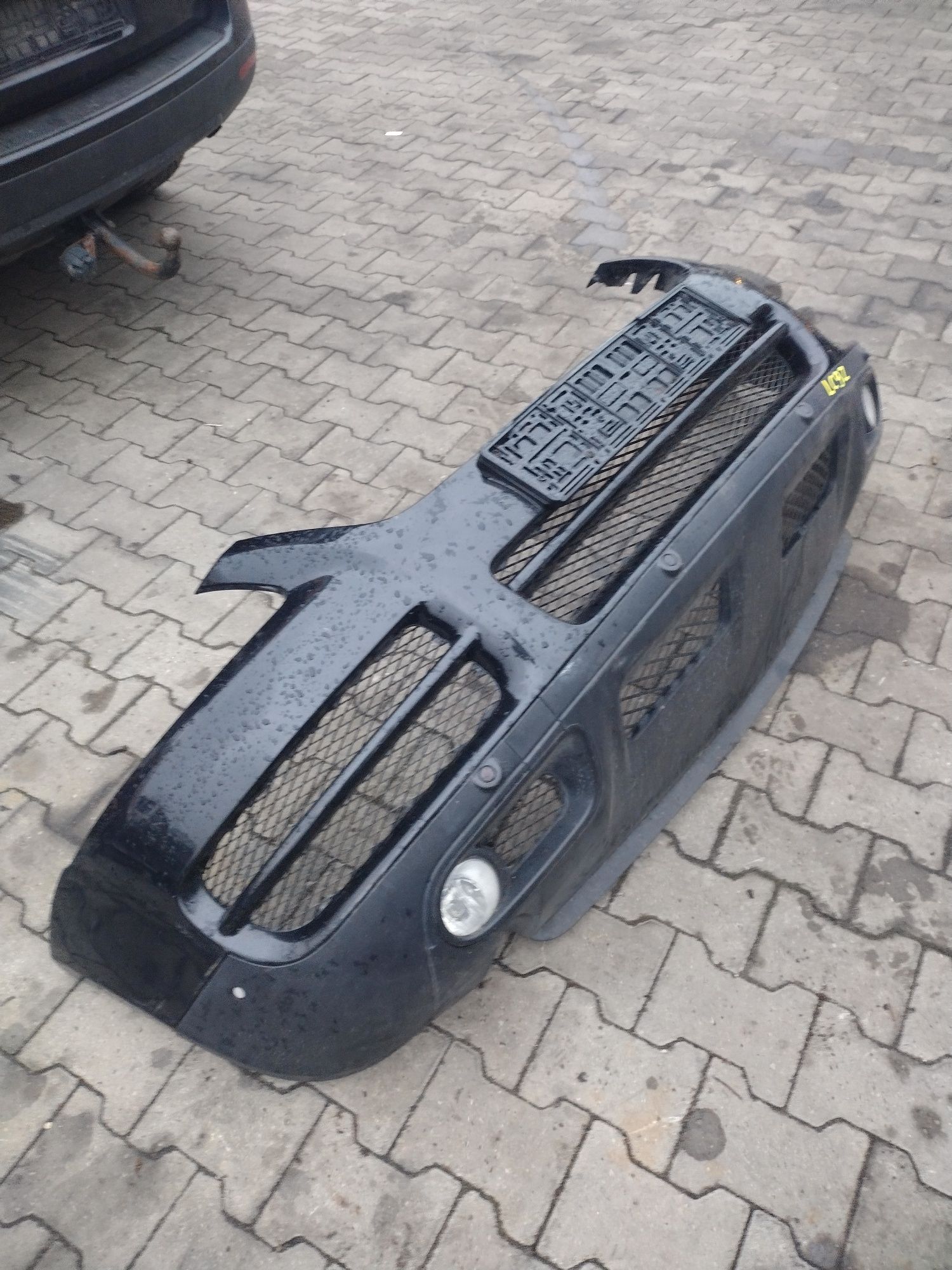Touareg 7L zderzak przód halogeny pdc LC9Z