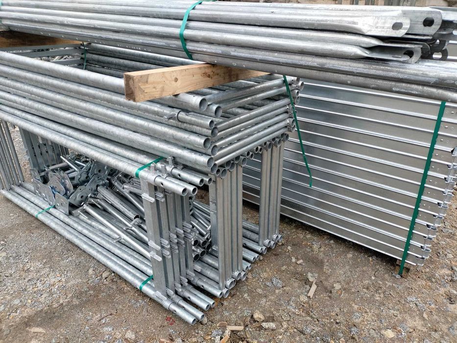 Rusztowanie pletak 9 x 10,5m PODESTY STALOWE
