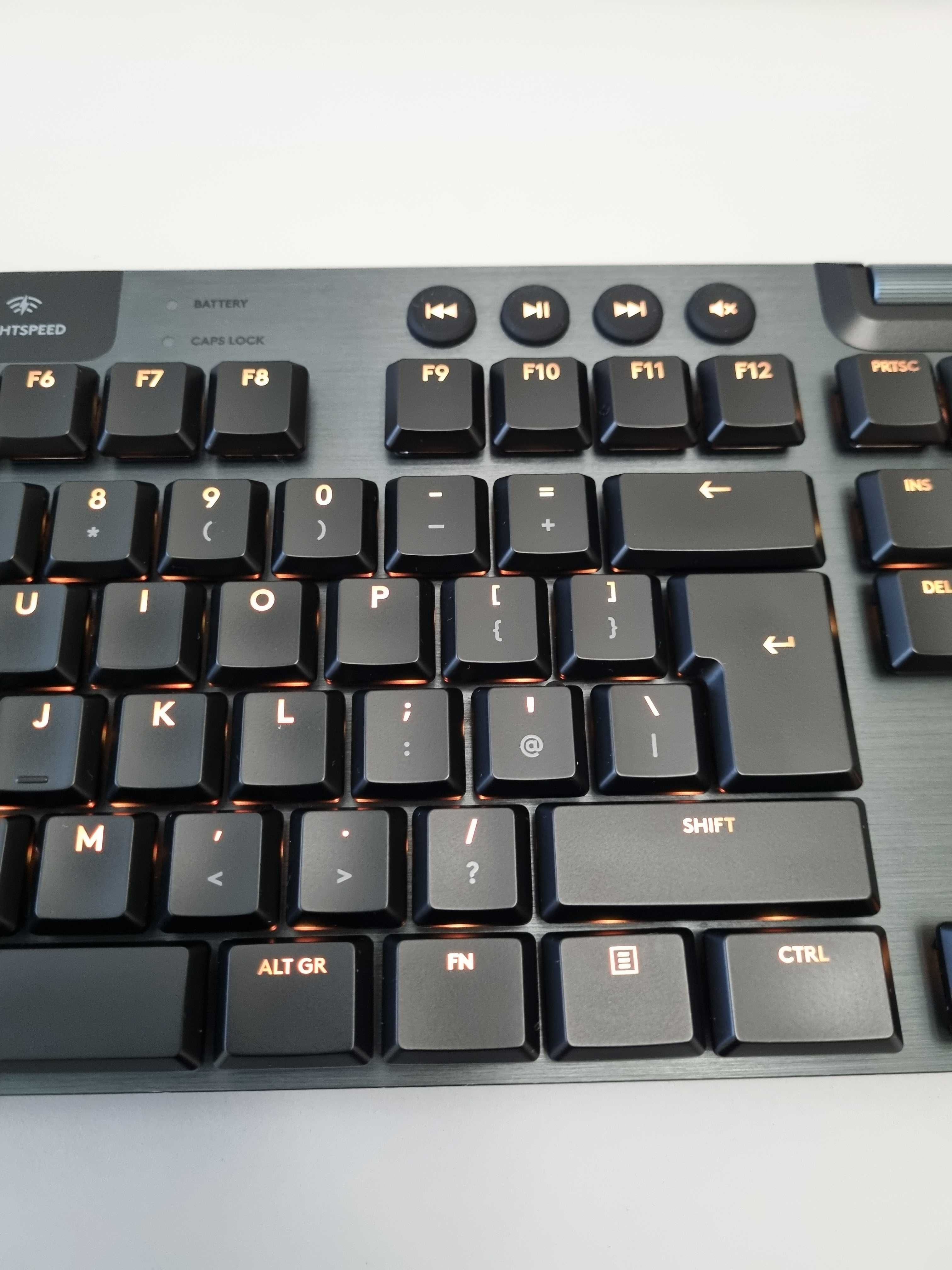 Klawiatura Logitech G915 TKL UK GL CLICKY