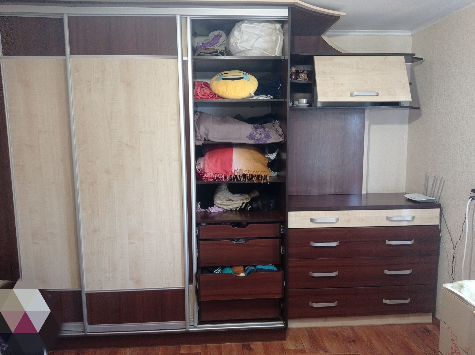 Продам шафу-купе, комод, антресоль(суцільна стінка) в ідеальному стані