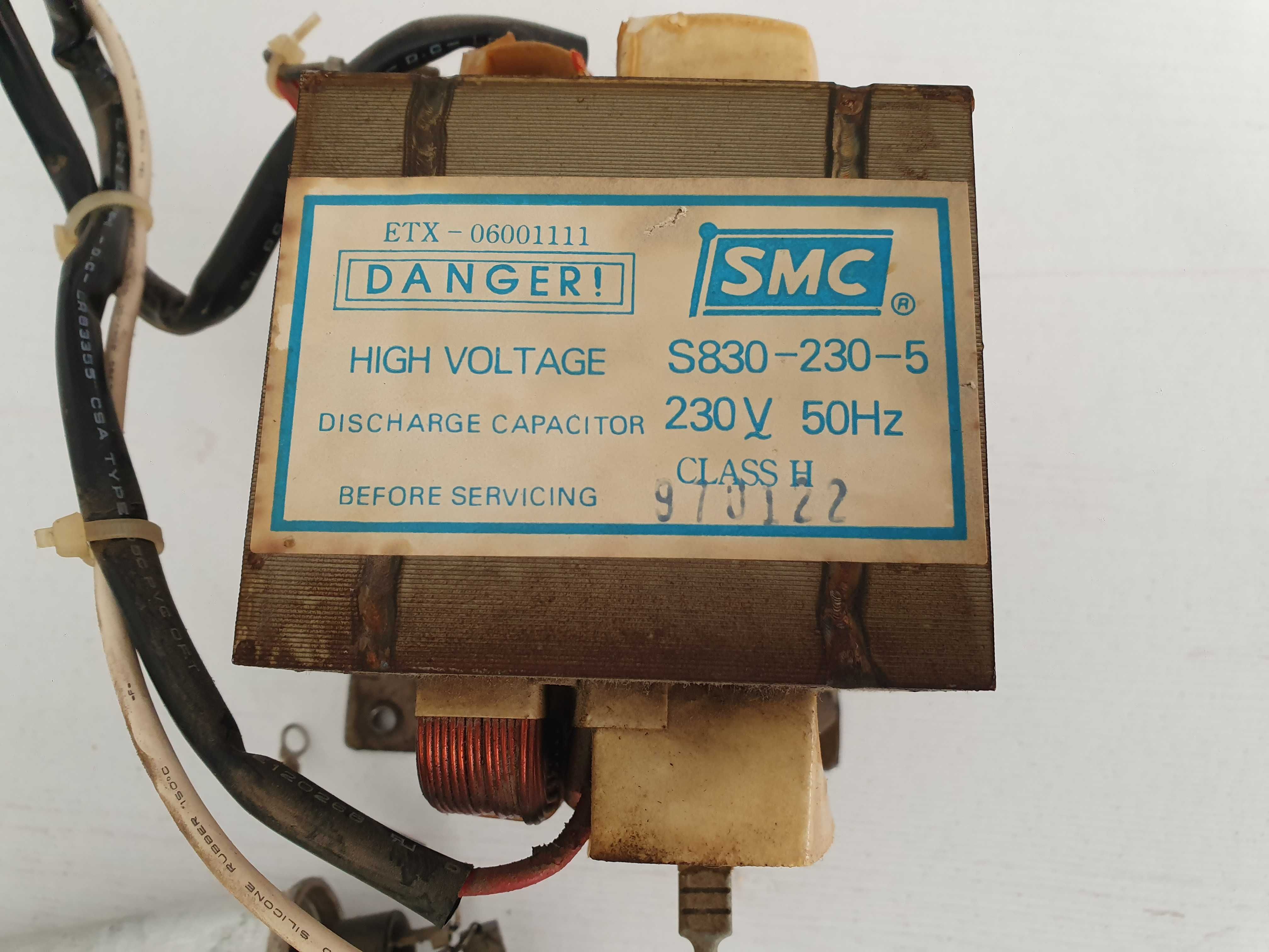 Transformator z kuchenki mikrofalowej mikrofalówki SMC