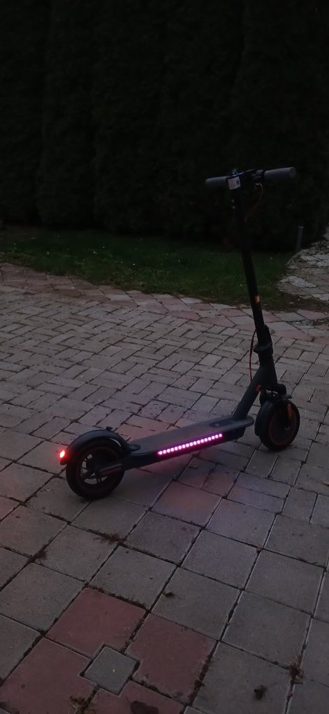Xiaomi m365 pro 4