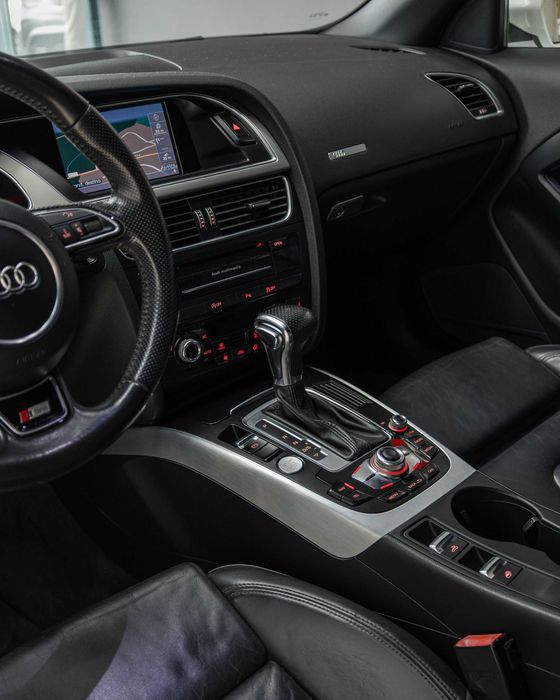 AUDI A5 CABRIO S-LINE