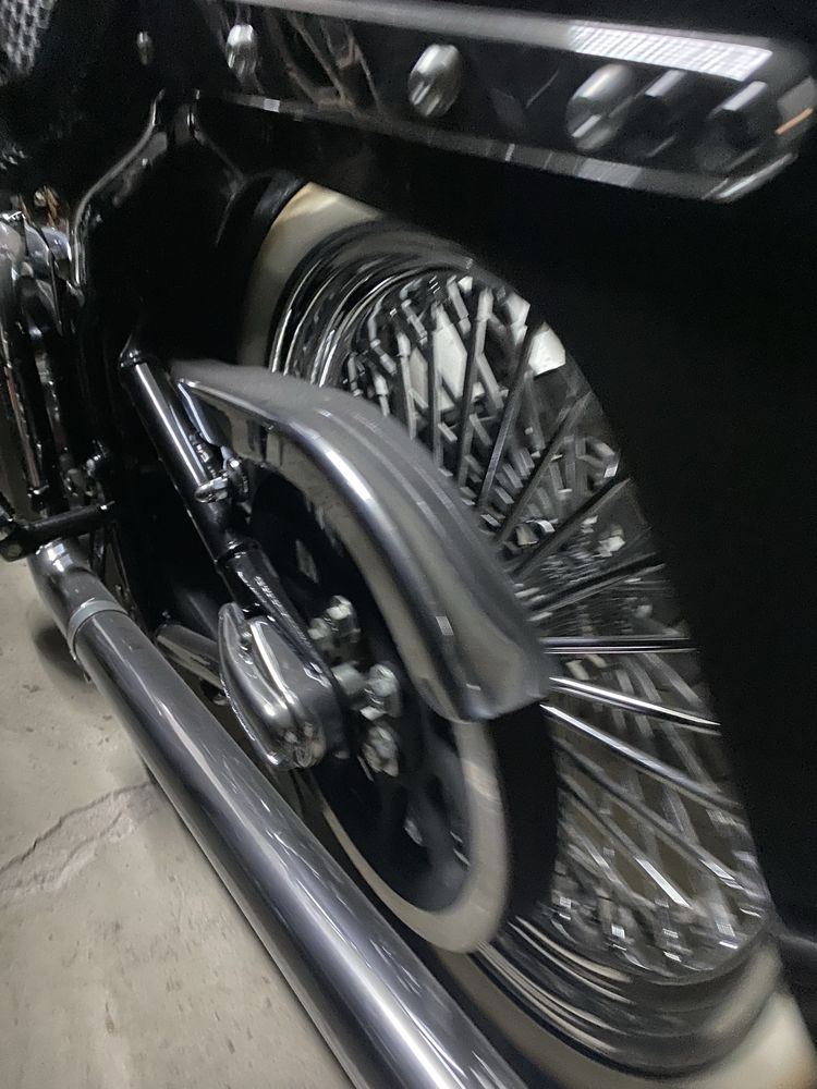 Moto Harley Davidson com 15 mil km