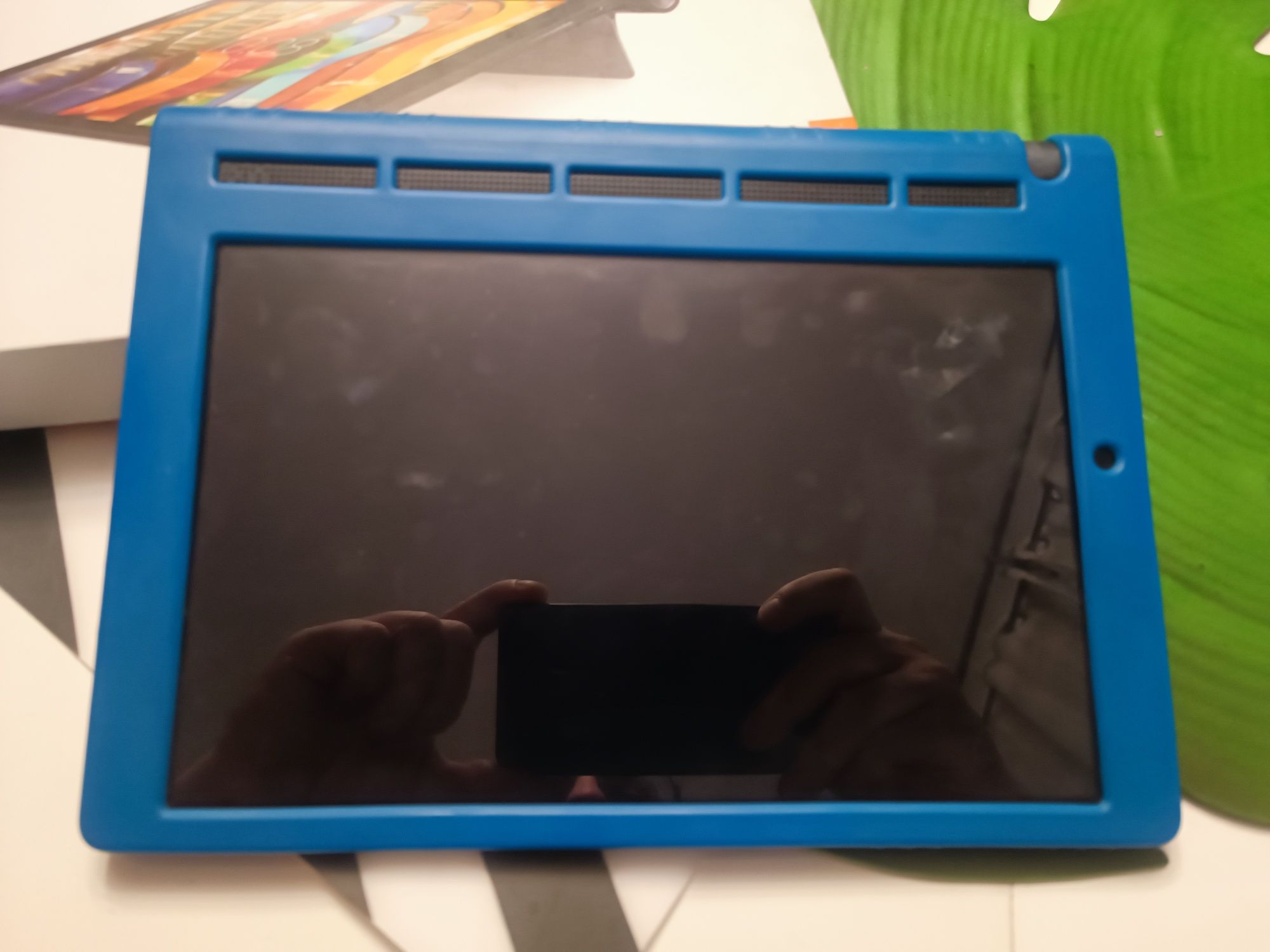 YOGA Tab 3  10''