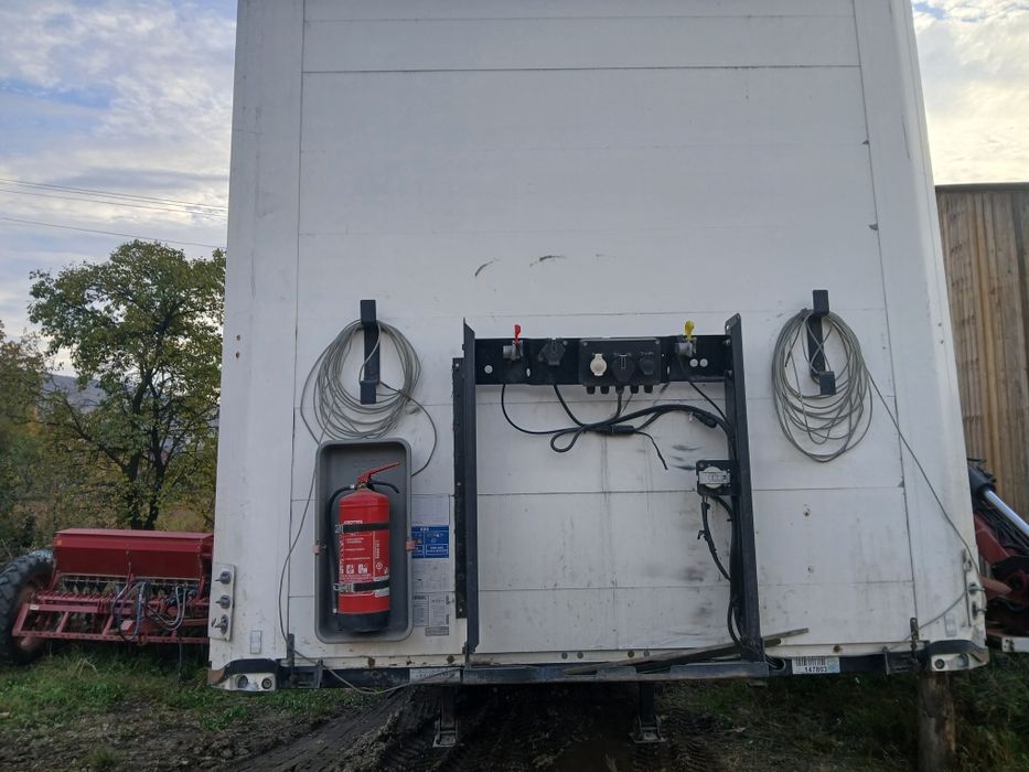 Продам напівпричіп