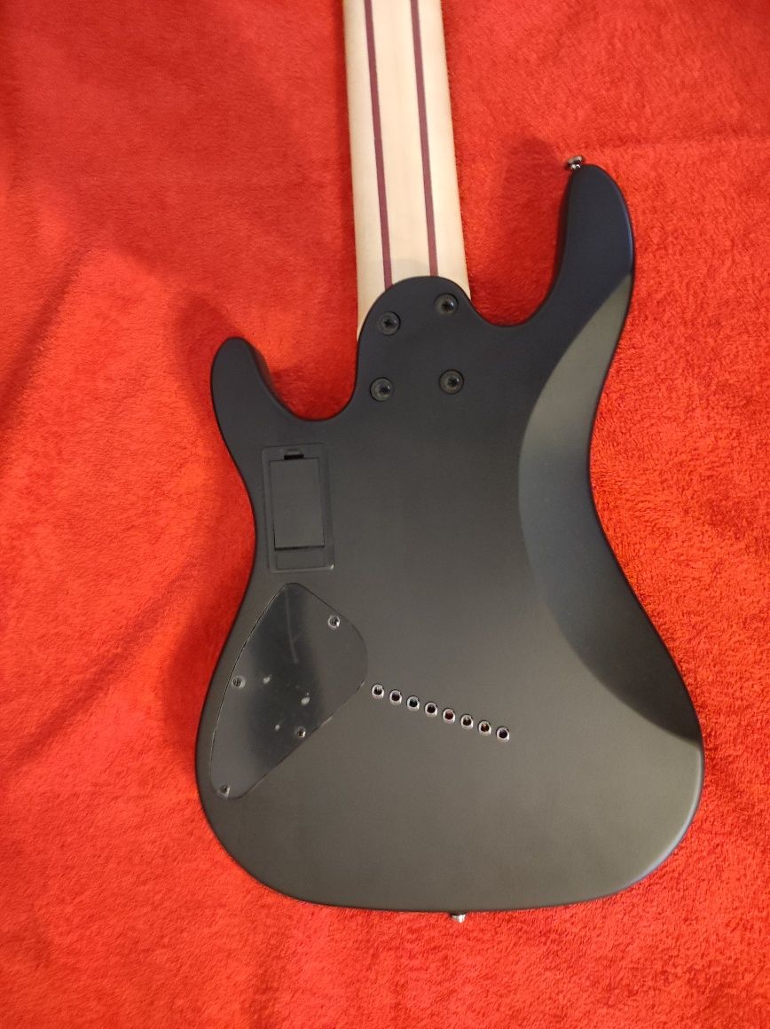 Gitara elektryczna ośmiostrunowa Cort KX508MS MBB