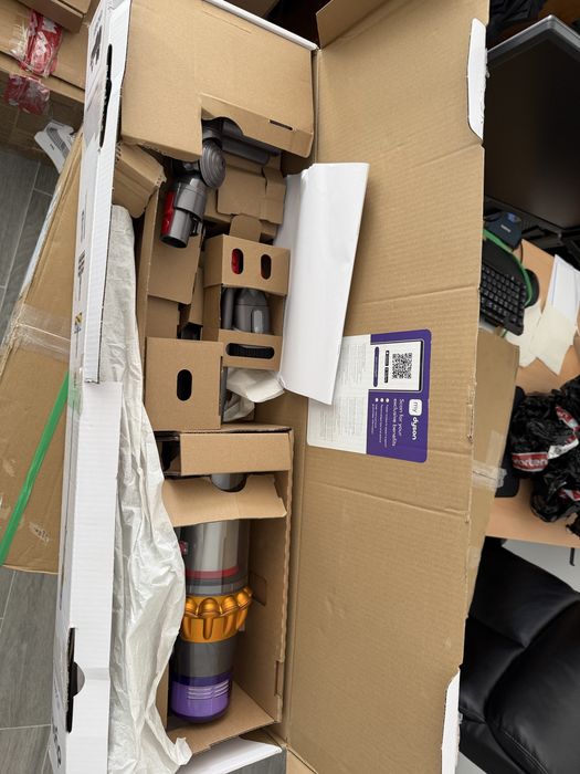 Aspirador Dyson V15 Novo C/ Garantia