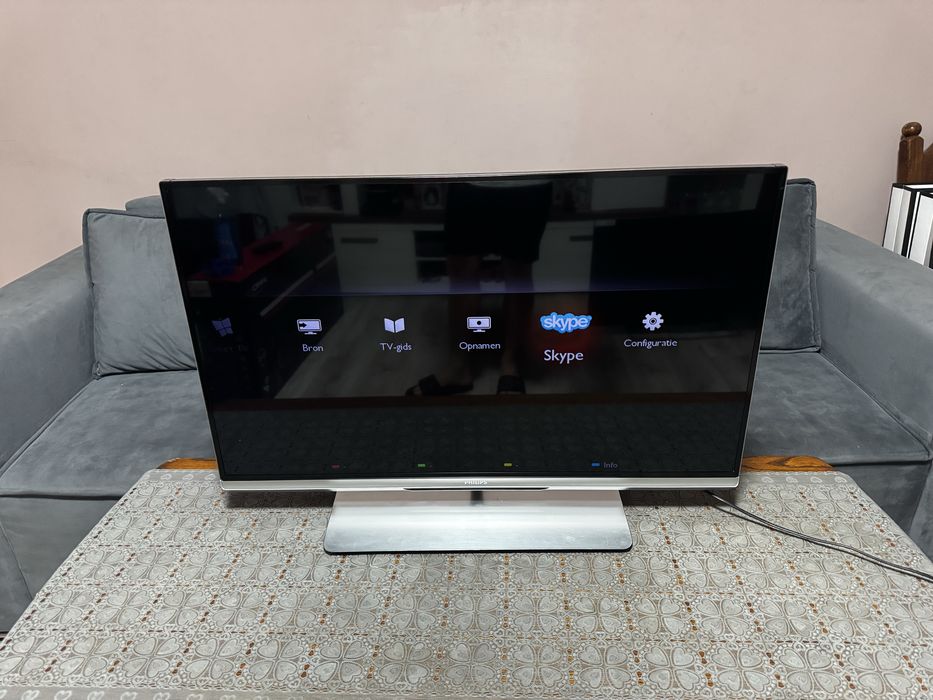 PHILIPS Model 37PFL6777H/12 WiFi Smat TV телевізор