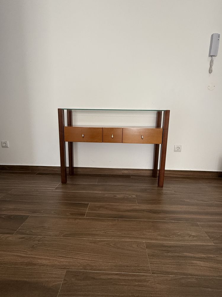 Consola para hall de entrada