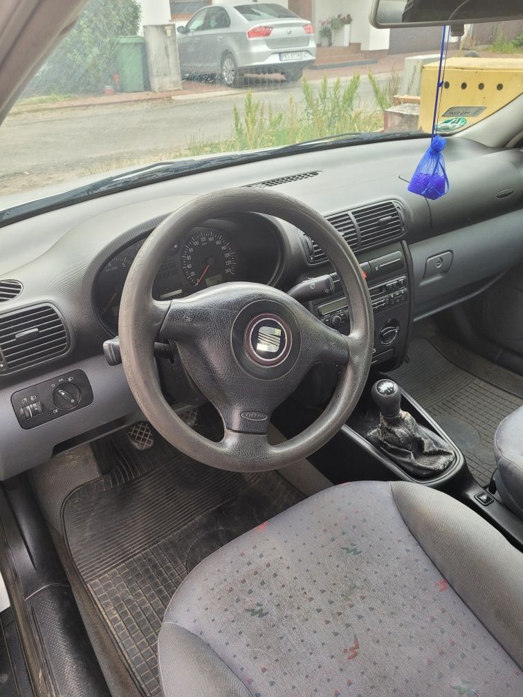 Motoryzacja samochód osobowy