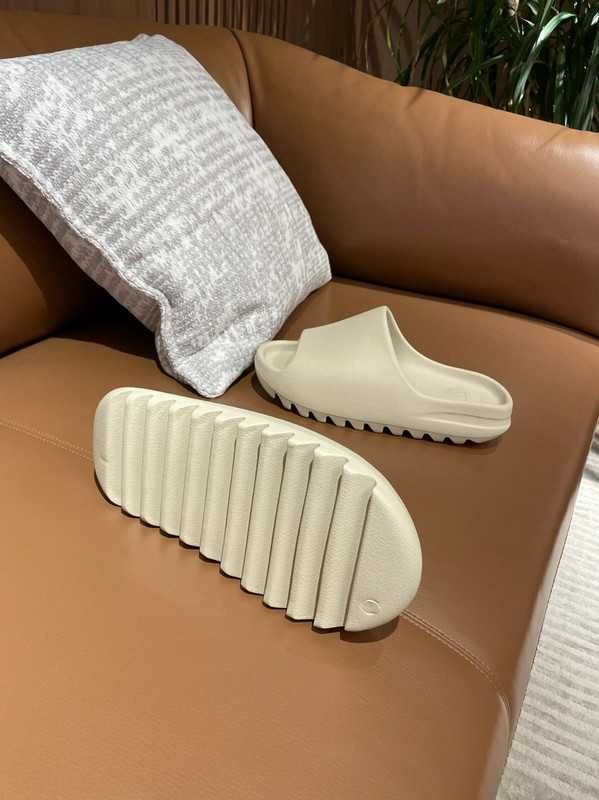 nowy adidas YeezySlide Biały Moda rozmiar.45