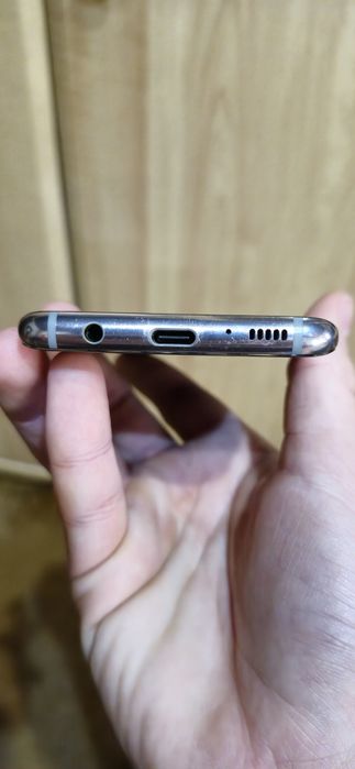 Samsung Galaxy S8 (4/64 ГБ) США - 1 SIM. Коробка + чохол