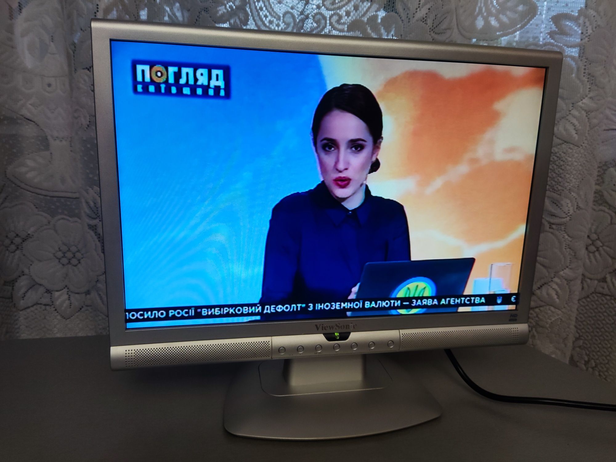 Монитор-ТВ 19" / ViewSonic N1900w
