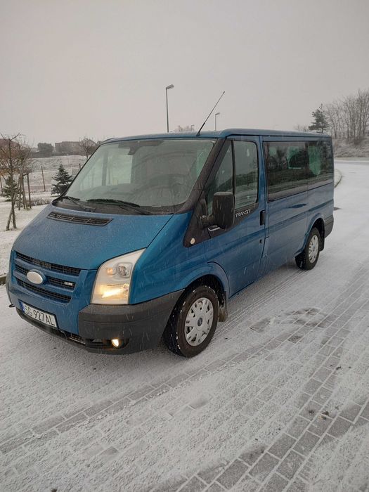 Ford Transit 2.2  9 osób ZDROWY!!!
