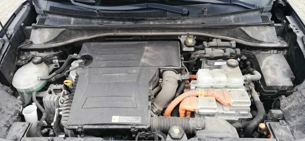 Kia niro Дверь зеркало крыло инвертор двигатель рычаг бампер фара бу