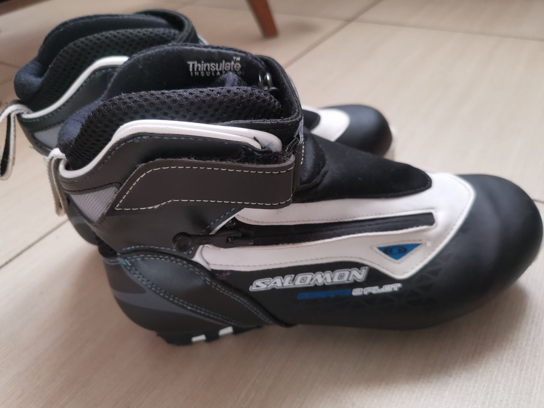 Salomon Escape 9 Pilot rozmiar 41