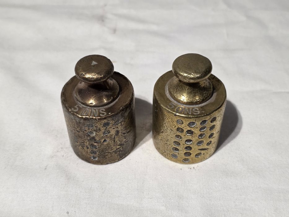 Zestaw dwóch odważników mosiężnych 0.5kg