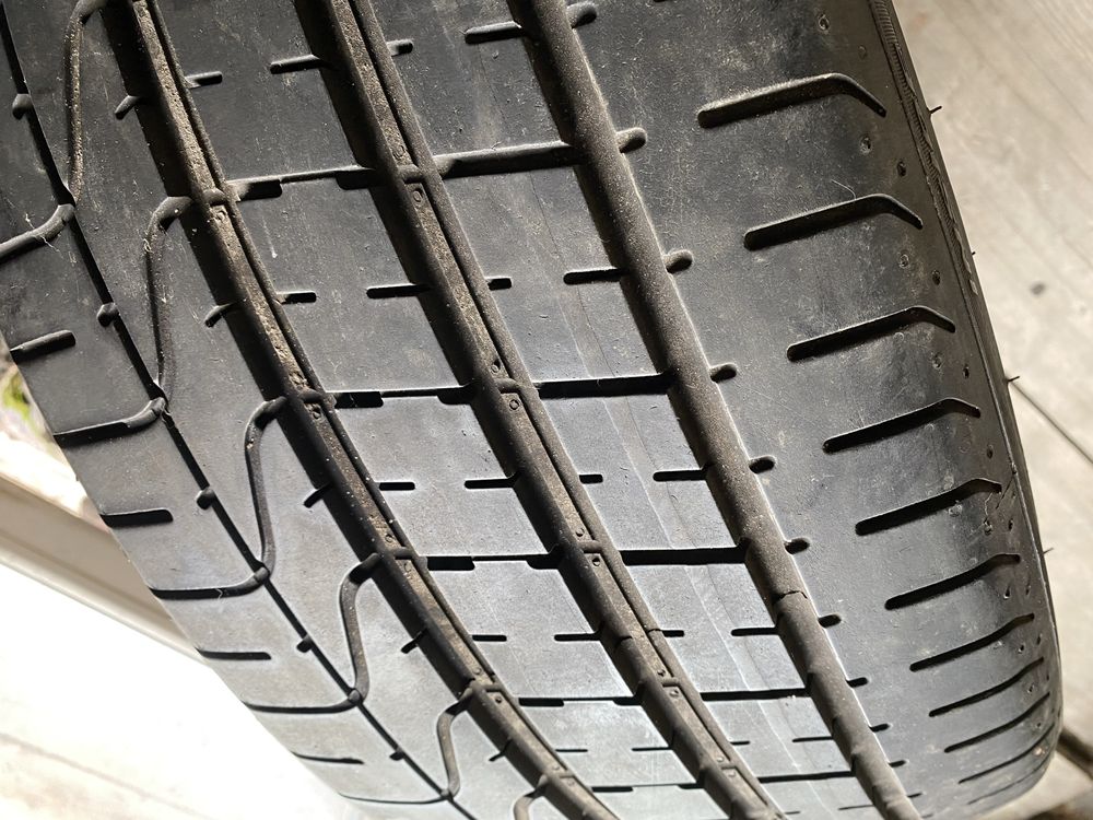 Pojedyncza opona letnia Pirelli P zero 255/40/21