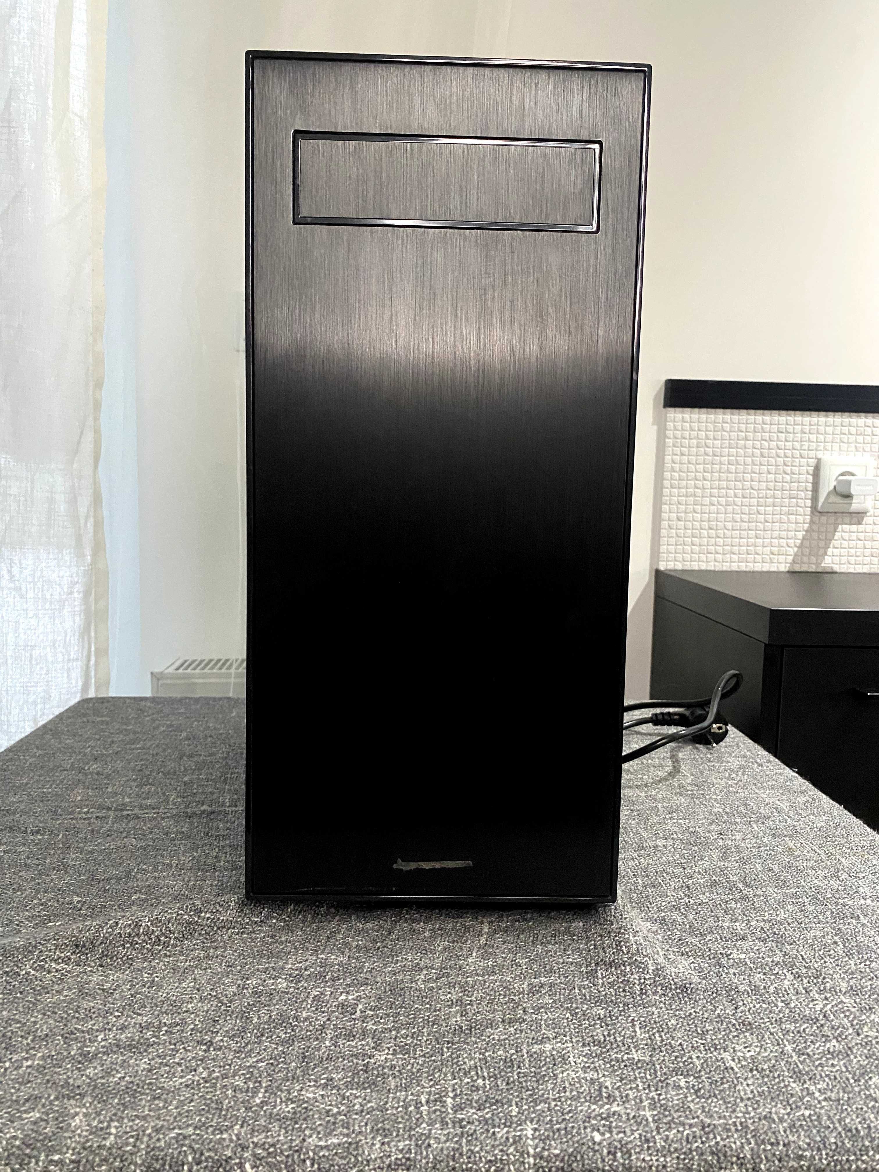 Obudowa Chieftec AL-02B-OP + zasilacz Chieftec A90 750W (GDP-750C)