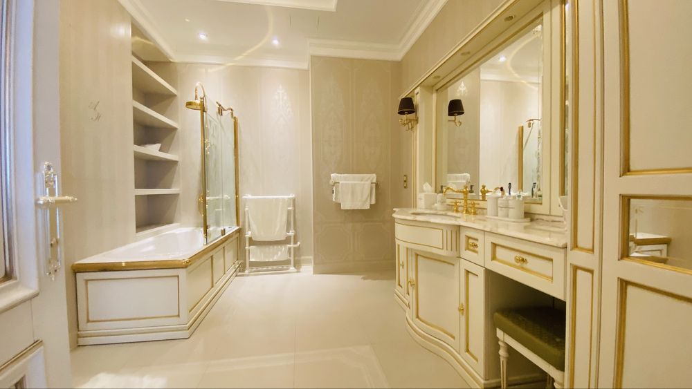 Оренда Даймонда Грушевського 9а Лаврська Мазепи Грушевського