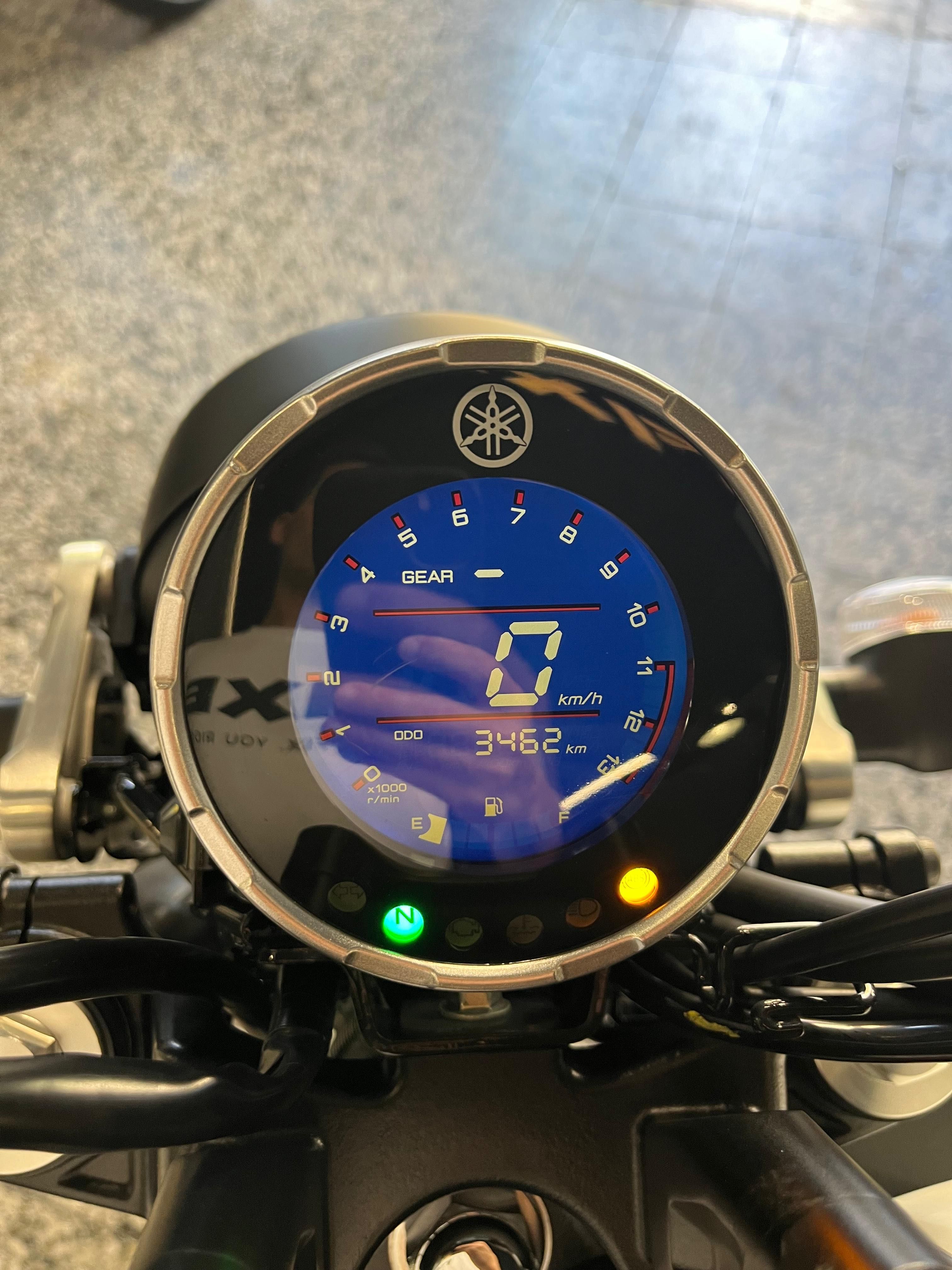 Yamaha XSR 125 de 10/2024 Como Nova 3462 Kms Garantia Yamaha