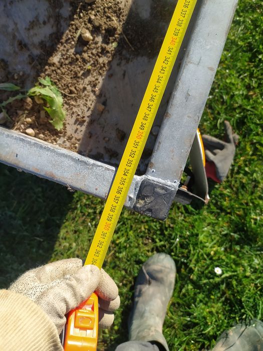 Przyczepa samochodowa hamowana 1250 dmc