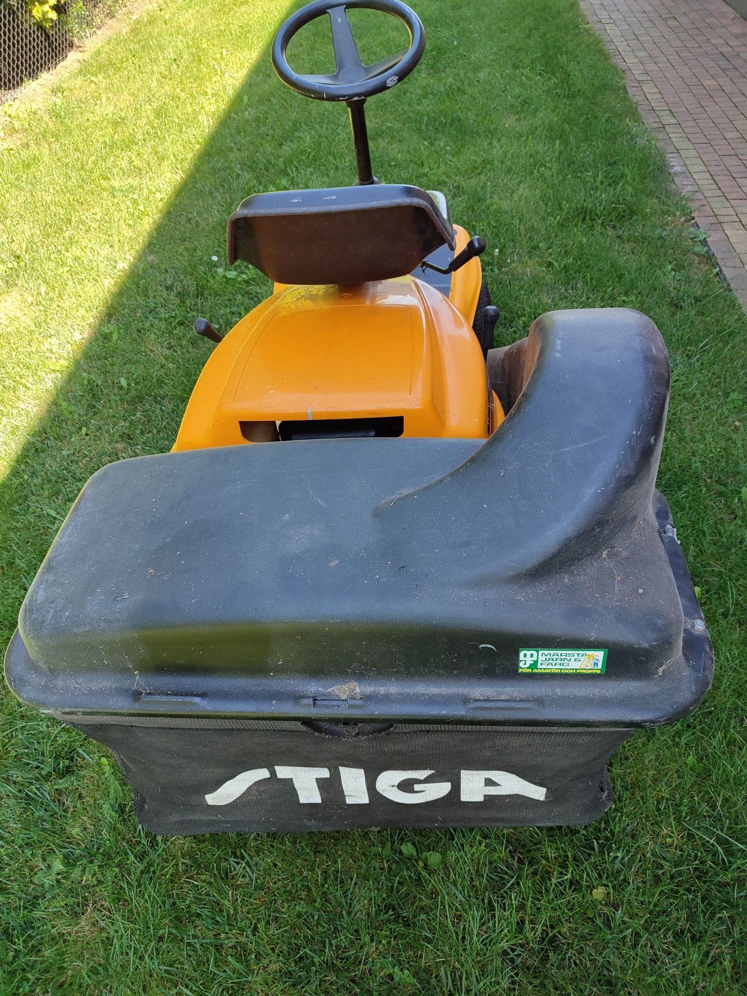 Traktorek kosiarka Stiga Garden 800E