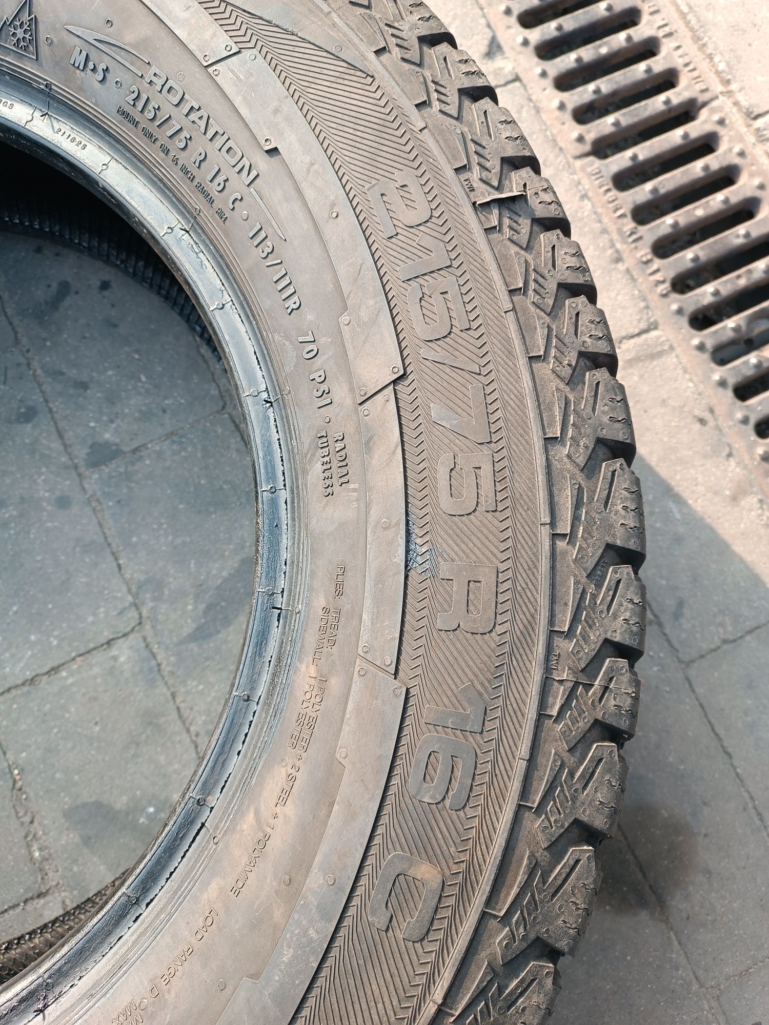 215/75R16C Uniroyal Snow Max 2 opona pojedynka